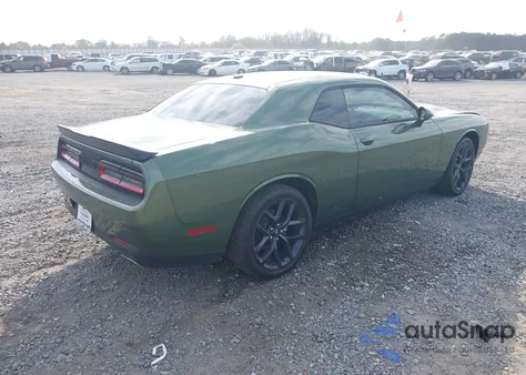 2021 Dodge Challenger Sxt z USA, uszkodzony, nr VIN 2C3CDZAG8MH586809